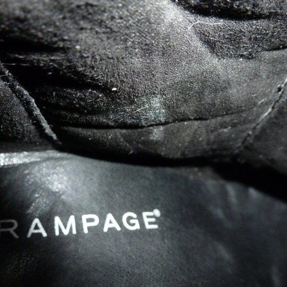 Fall Sale- Black Heeled zippered Ankle Booties sz 8.5 &10 - Picture 7 of 10